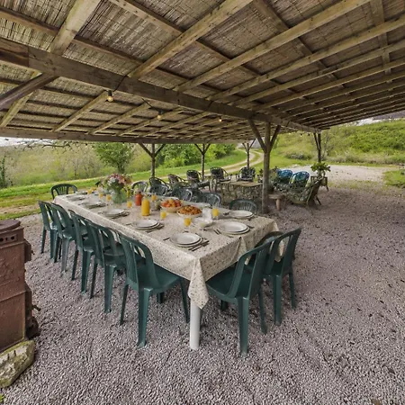 Maison Avec Grande Terrasse Et Jardin Pour 9